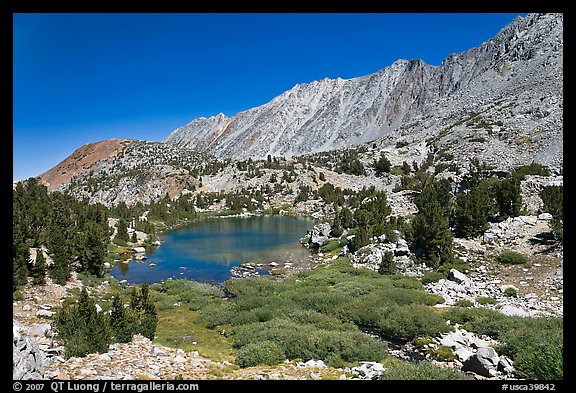 Lake and Inconsolable Range, John Muir Wilderness. California, USA