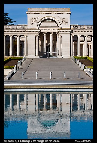 Entrance of Palace of the Legion of Honor reflected in pool. San Francisco, California, USA (color)