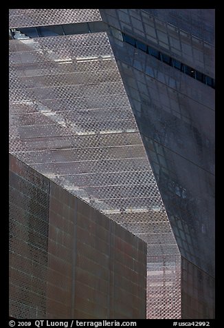 Details of Hamon Tower, De Young museum, Golden Gate Park. San Francisco, California, USA