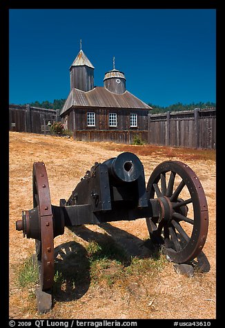 Cannon and Russian chapel inside Fort Ross. Sonoma Coast, California, USA