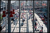 Piazza, California Academy of Sciences. San Francisco, California, USA ( color)