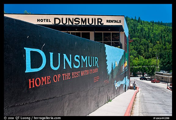 Home of the best water on earth mural, Dunsmuir. California, USA