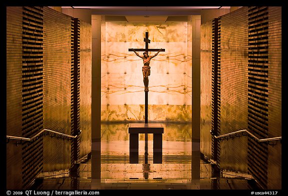 View entering crypt, Christ the Light Cathedral. Oakland, California, USA