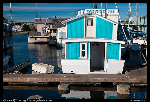 Houseboat, Oakland Alameda harbor. Alameda, California, USA