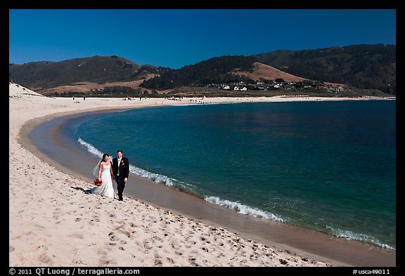 Groom and bride, Carmel River Beach. Carmel-by-the-Sea, California, USA