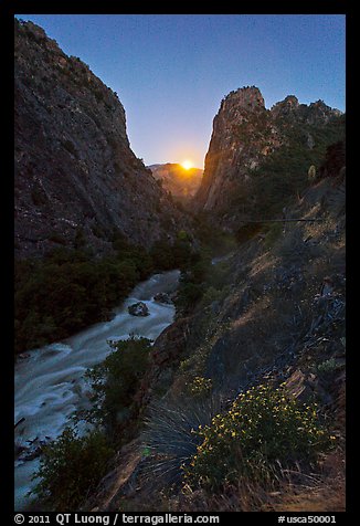 Moonrise on Kings Canyon, South Fork of the Kings River, Giant Sequoia National Monument near Kings Canyon National Park. California, USA