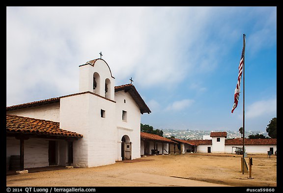 El Presidio de Santa Barbara. Santa Barbara, California, USA (color)