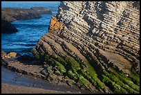 Stratified rock, Montana de Oro State Park. Morro Bay, USA ( color)