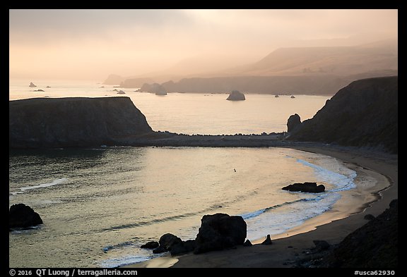 Sonoma Coast State Park, sunset. Sonoma Coast, California, USA (color)