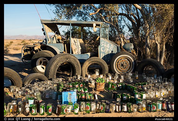 Exhibit made of recycled materials, Slab City. Nyland, California, USA (color)