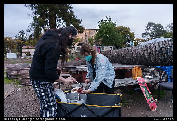Volunteers serving meals at Peoples Park. Berkeley, California, USA (color)