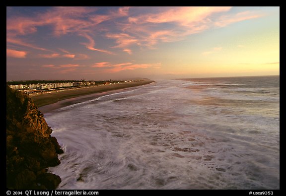 Ocean Beach at sunset, seen from the Cliff House. San Francisco, California, USA