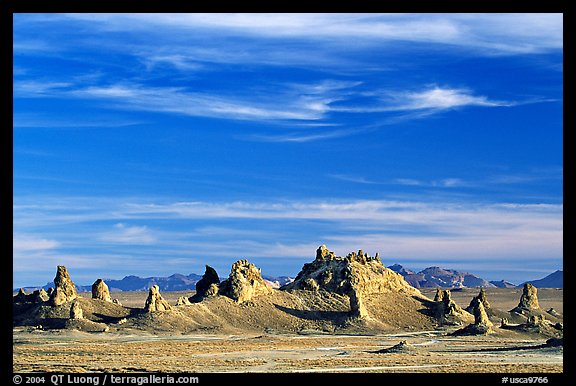 Tufa towers, Trona Pinnacles, late afternoon. California, USA