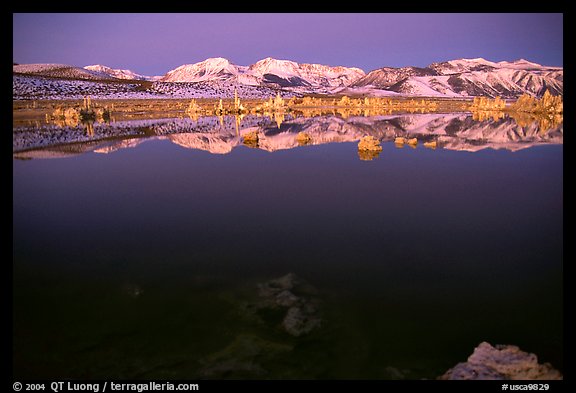 Tufas and Sierra Nevada, winter sunrise. Mono Lake, California, USA