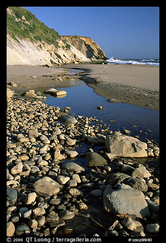 Pebbles, pool, and beach near Fort Bragg. Fort Bragg, California, USA (color)