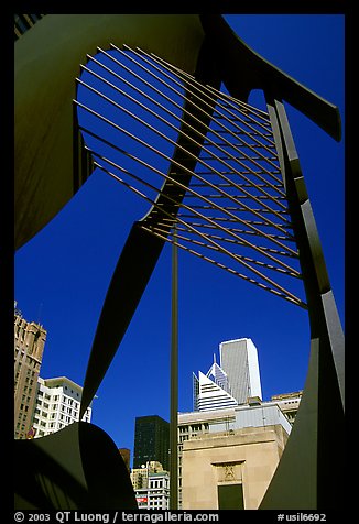 Public sculpture and buildings. Chicago, Illinois, USA (color)