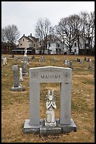 Tomb with small statue and arch. Salem, Massachussets, USA ( color)