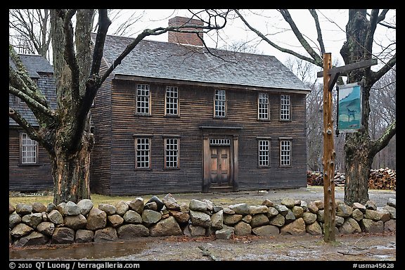 Hartwell Tavern, Lincoln, Minute Man National Historical Park. Massachussets, USA (color)