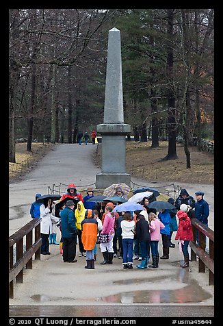 School children visiting North bridge, Minute Man National Historical Park. Massachussets, USA