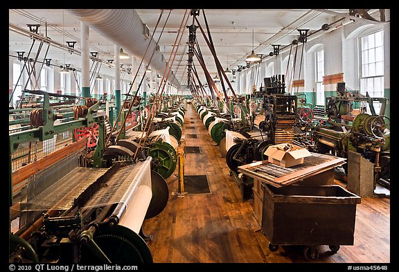 Weave Room, Boott Cottom Mills Museum, Lowell National Historical Park. Massachussets, USA (color)