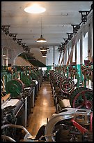 Power looms, Boott Cottom Mills Museum, Lowell National Historical Park. Massachussets, USA