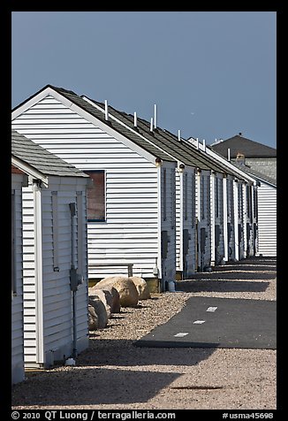 Beach Cottages, Truro. Cape Cod, Massachussets, USA (color)