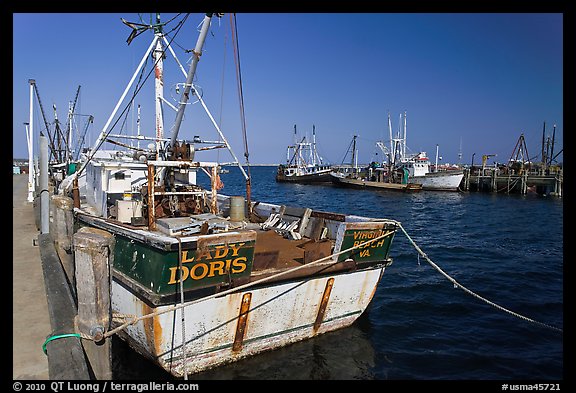 Commercial fishing boat, Provincetown. Cape Cod, Massachussets, USA (color)