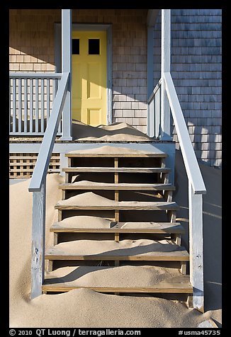 Drifting sands on porch, Old Harbor life-saving station, Cape Cod National Seashore. Cape Cod, Massachussets, USA (color)