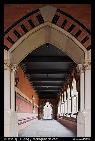 Gallery, Memorial Hall,  Harvard University, Cambridge. Boston, Massachussets, USA (color)