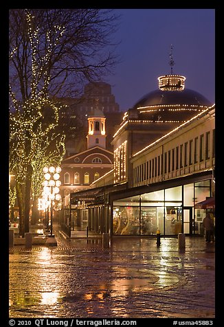 Quincy Market and Faneuil Hall at night. Boston, Massachussets, USA