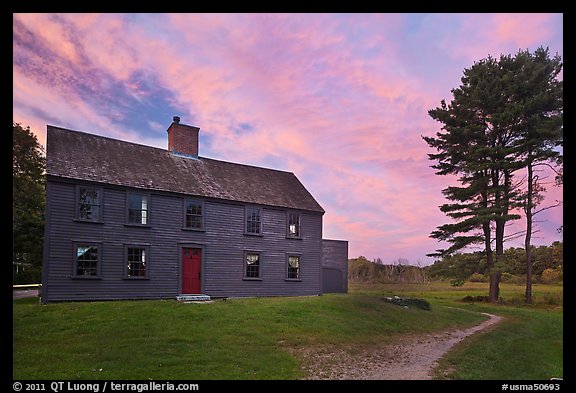 Meriam House, sunset, Minute Man National Historical Park. Massachussets, USA