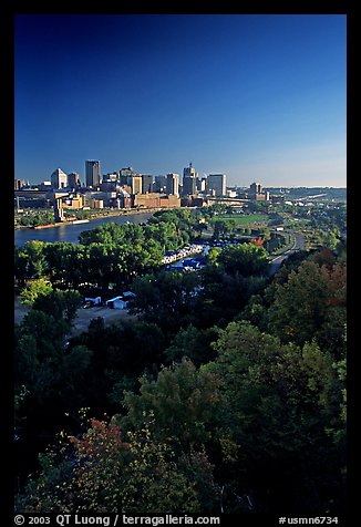 Saint Paul and the Mississipi River, early morning. Minnesota, USA