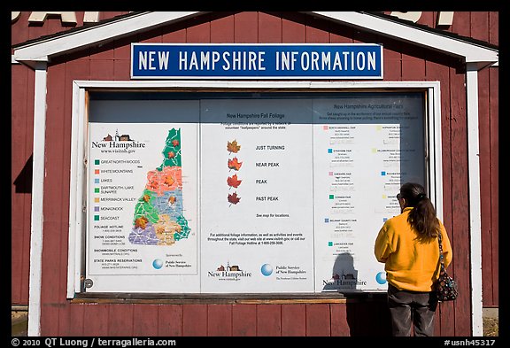 Fall foliage information board. New Hampshire, USA