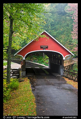 Pemigewasset River covered bridge, Franconia Notch State Park. New Hampshire, USA