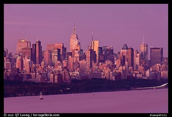 New York City skyline at sunrise. NYC, New York, USA