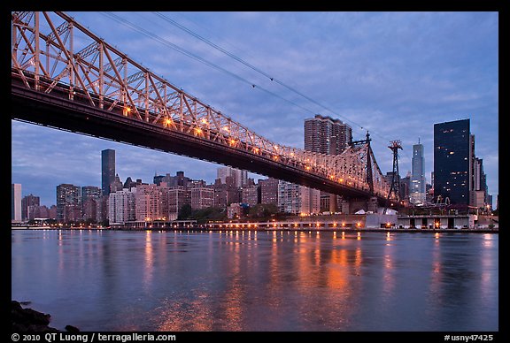 Queensboro bridge and Manhattan at dawn. NYC, New York, USA