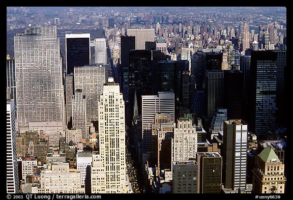 Upper Manhattan, Looking north from the Empire State building. NYC, New York, USA (color)