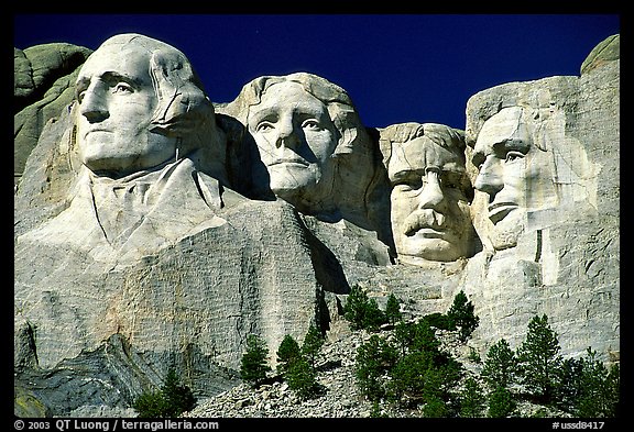 Faces of Four US Presidents carved in cliff, Mt Rushmore National Memorial. South Dakota, USA