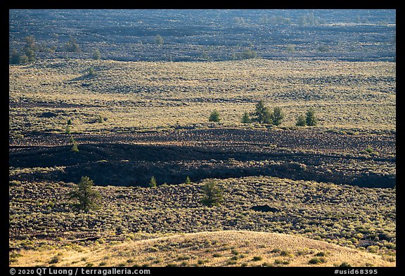 Lava and sagebrush on Snake River Plain. Craters of the Moon National Monument and Preserve, Idaho, USA (color)