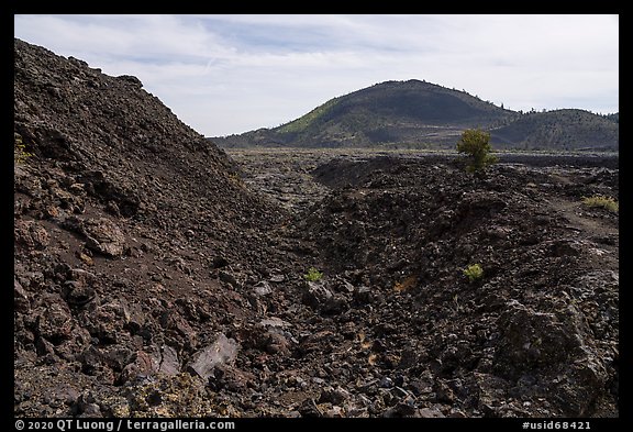 Broken Top flanks and Big Cinder Butte. Craters of the Moon National Monument and Preserve, Idaho, USA (color)