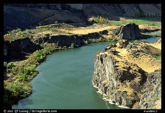 Snake River gorge. Idaho, USA (color)