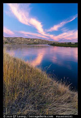 Brilliant clouds at dawn, Wood Bottom. Upper Missouri River Breaks National Monument, Montana, USA (color)