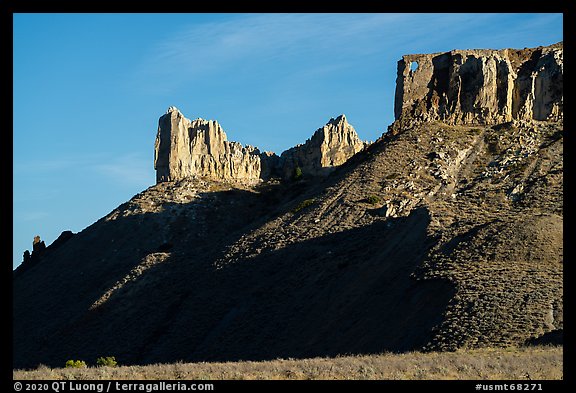 Cliffs with Hole-in-the-Wall from base. Upper Missouri River Breaks National Monument, Montana, USA (color)