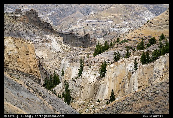 Canyon walls, Valley of the Walls. Upper Missouri River Breaks National Monument, Montana, USA (color)