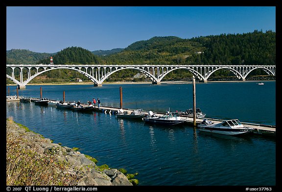 Boat deck and Isaac Lee Patterson Bridge over the Rogue River. Oregon, USA