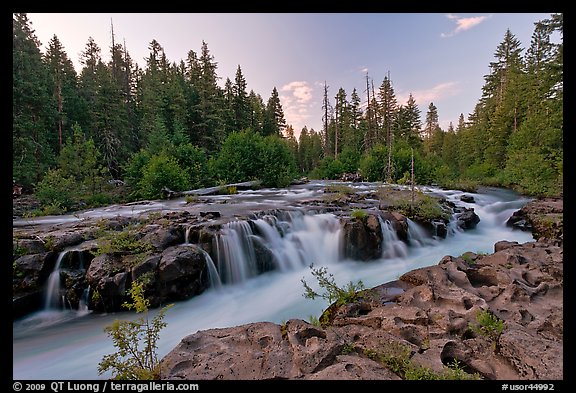 Rogue river cascading over balsalt rock. Oregon, USA