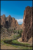 Bend of the Crooked River and Morning Glory Wall. Smith Rock State Park, Oregon, USA