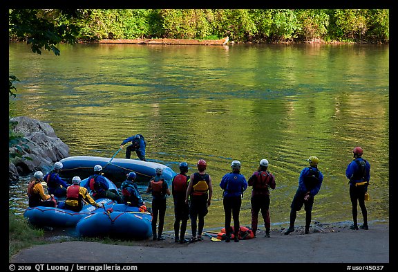 Rafting instruction, Ben and Kay Doris Park. Oregon, USA (color)