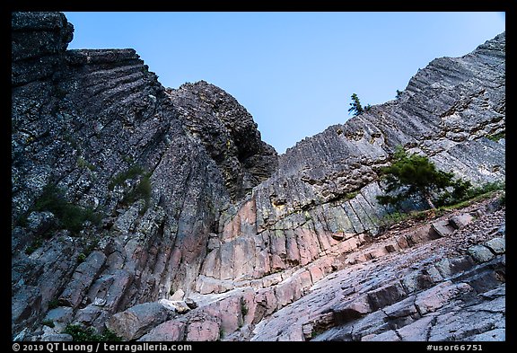 Columnar Basalt, Pilot Rock. Cascade Siskiyou National Monument, Oregon, USA (color)