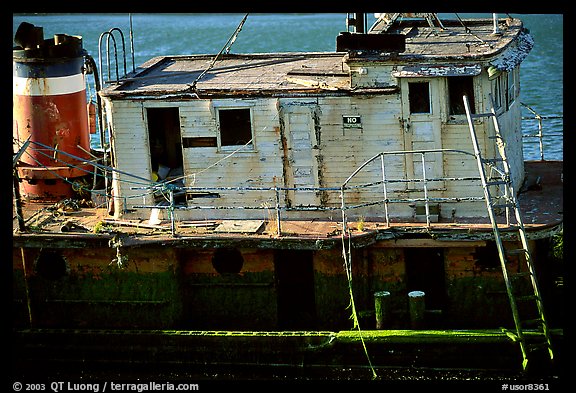 Shipwreck near Coquille River. Oregon, USA (color)